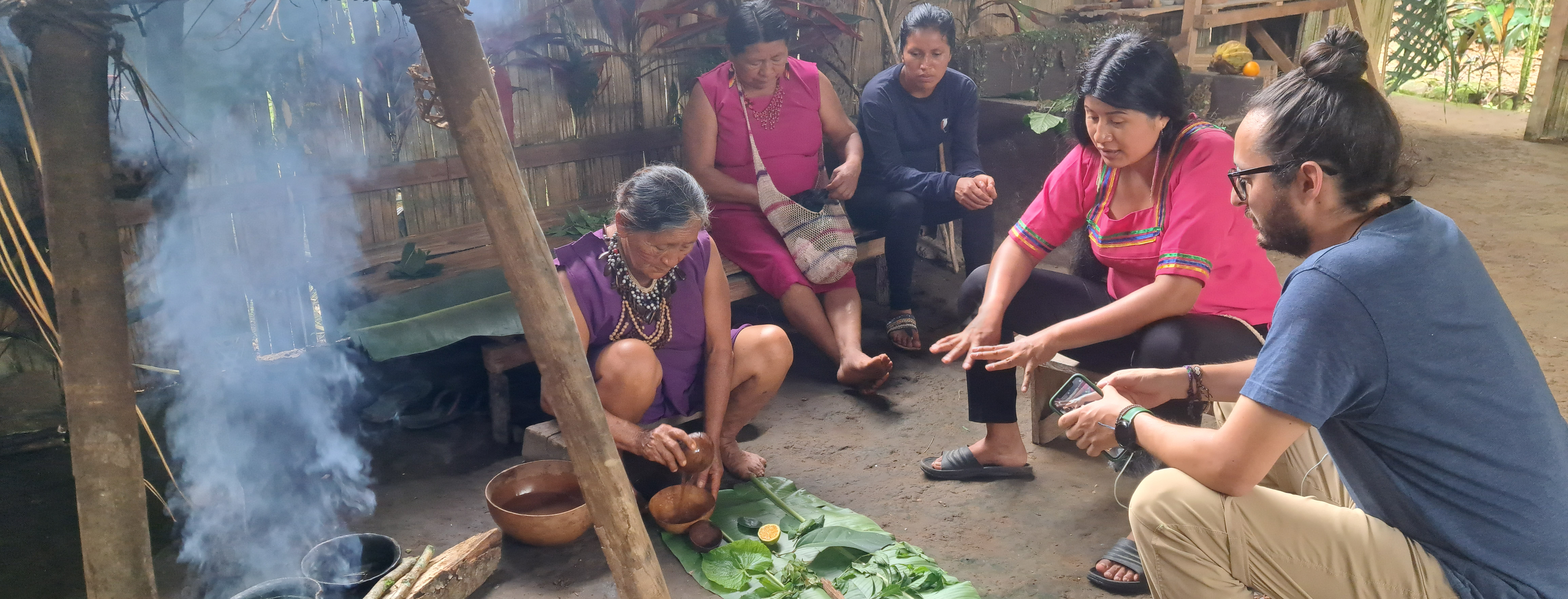 Learning about medical plants at Amupakin, Ecuador